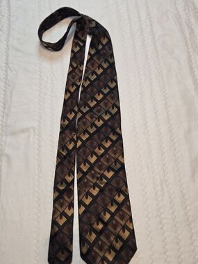 Bachrach Brown and Gold Geometric Silk Tie